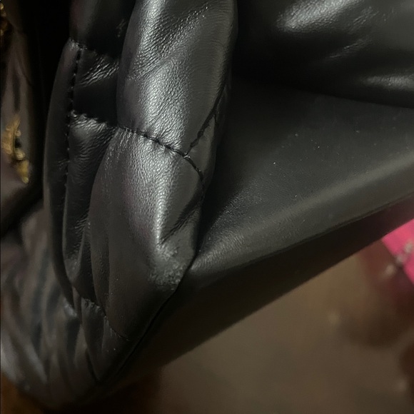 Kurt Geiger Black xxl Quilted Clutch with Gold Chain - Picture 5 of 7